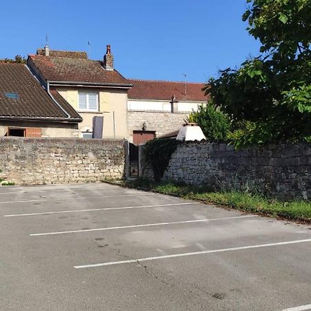 Maison De Charme Avec Jardin Cousance Exterior photo